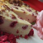 eBook 3- Cheesecake copt: scorțișoară și căpșuni, cocos și banane, trandafiri și zmeură, fistic, mere și semințe de dovleac / Gebackener Cheesecake: Zimt und Erdbeeren, Kokos und Banane, Rosen und Himbeeren, Pistazie, Äpfel und Kürbiskerne - imagine 2